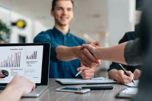 Jak w 2023 skuteczniej  kupić oprogramowanie?